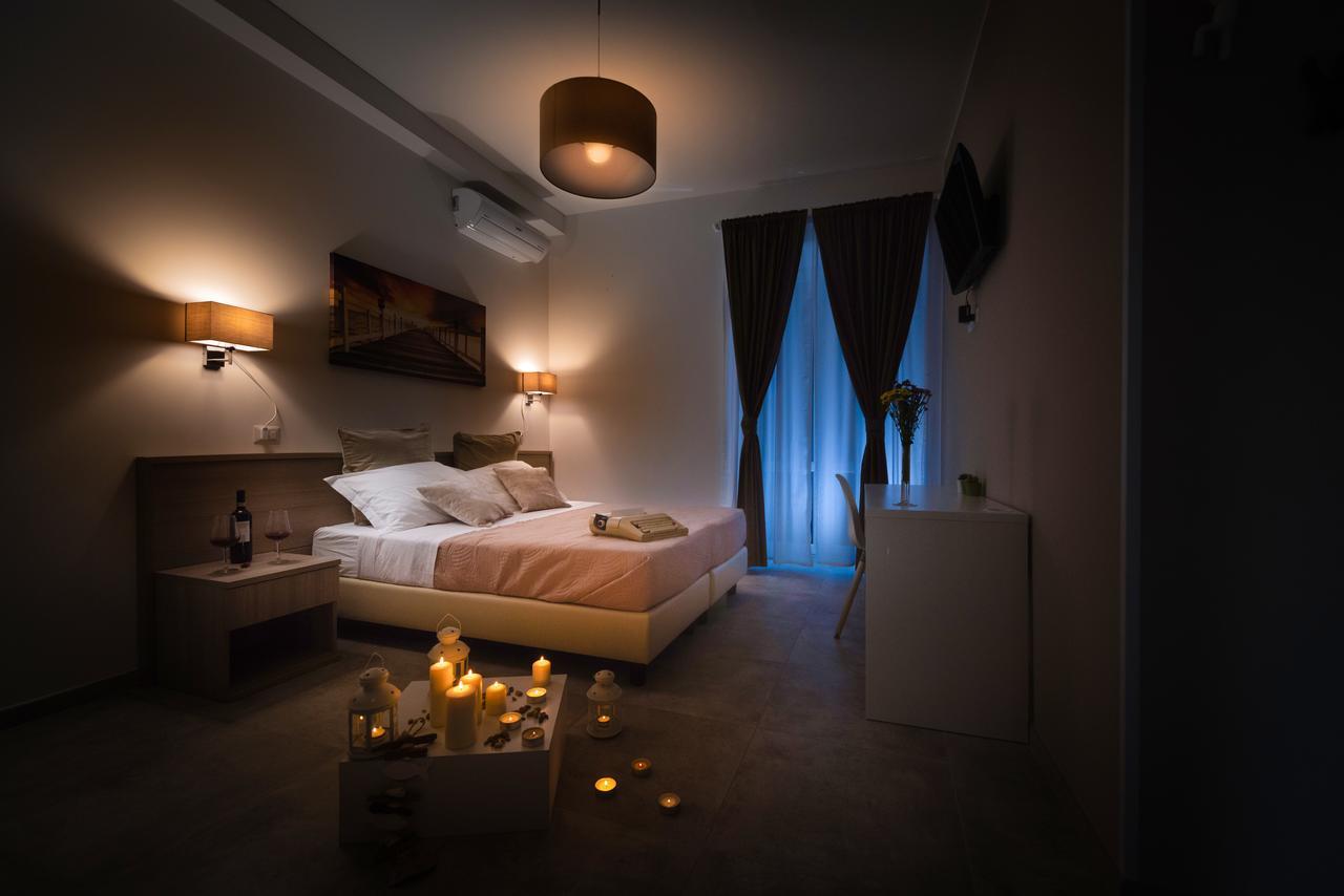 Roof Garden Bed & Breakfast 5*