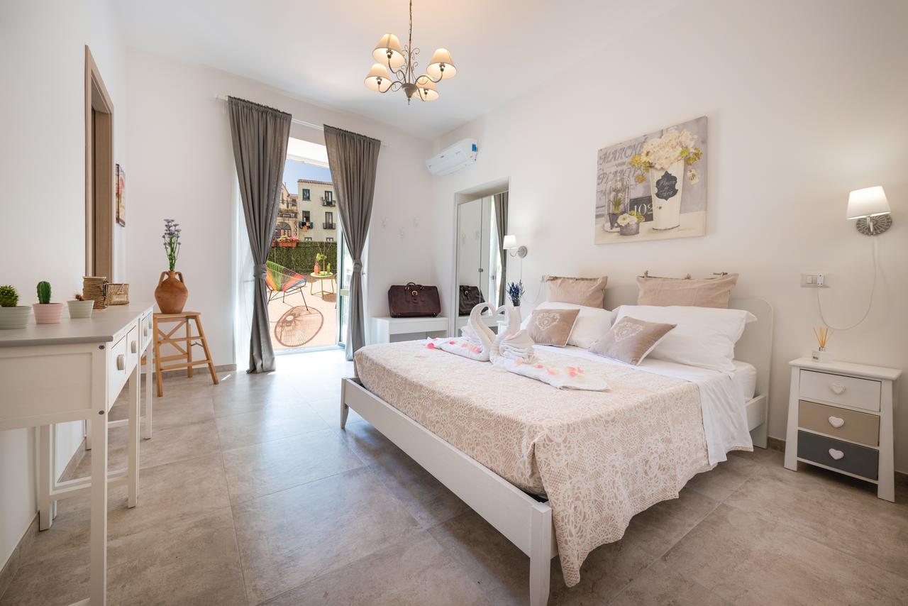 Roof Garden Bed & Breakfast Salerno